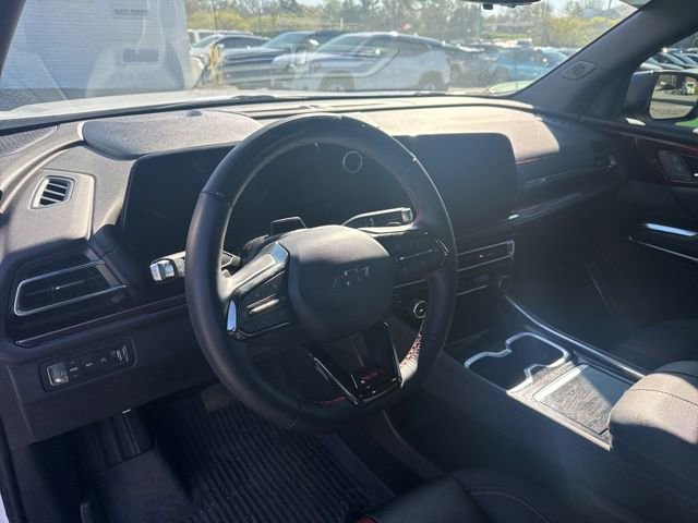 Used 2024 Chevrolet Traverse RS w/ LPO, Floor Liner Package AWD/4WD image 11