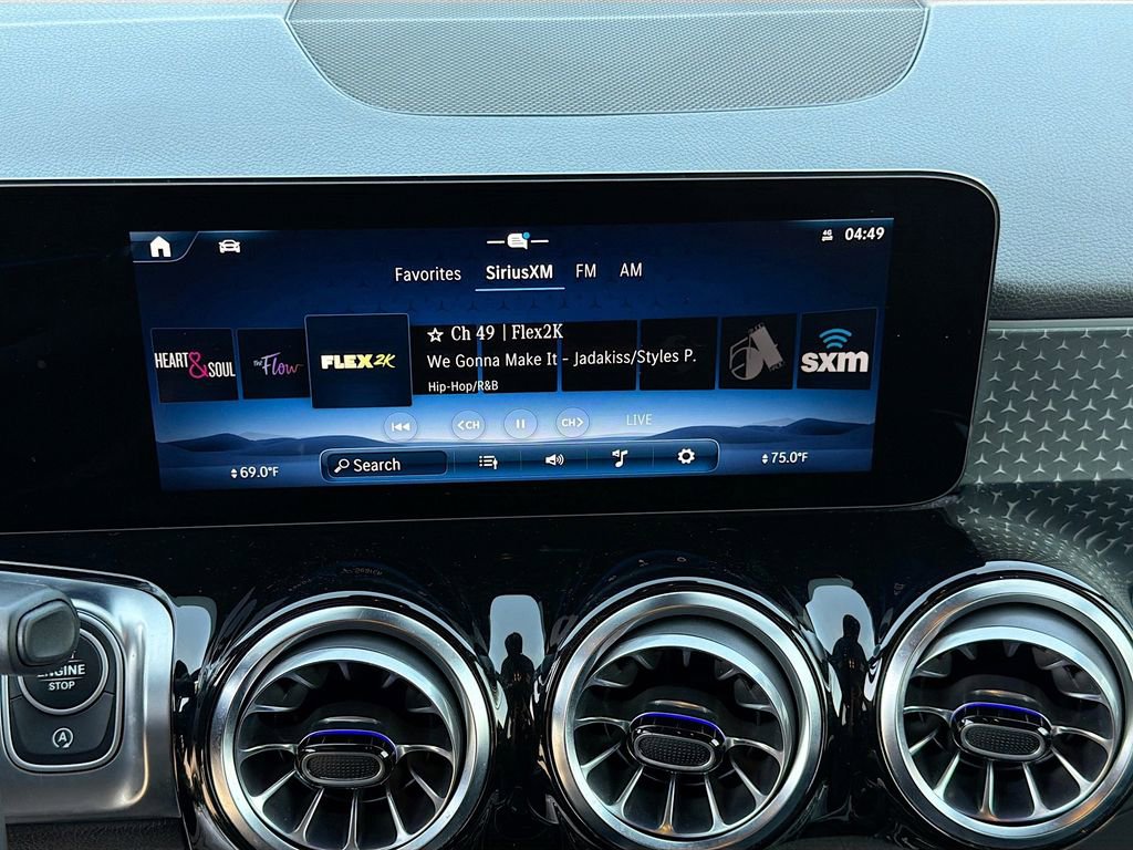 Used 2024 Mercedes-Benz GLB 250 image 29