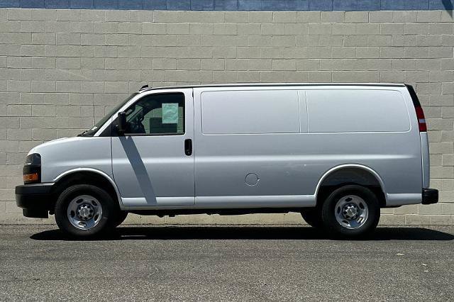 New 2026 Chevrolet Express 2500 w/ Driver Convenience Package RWD image 9