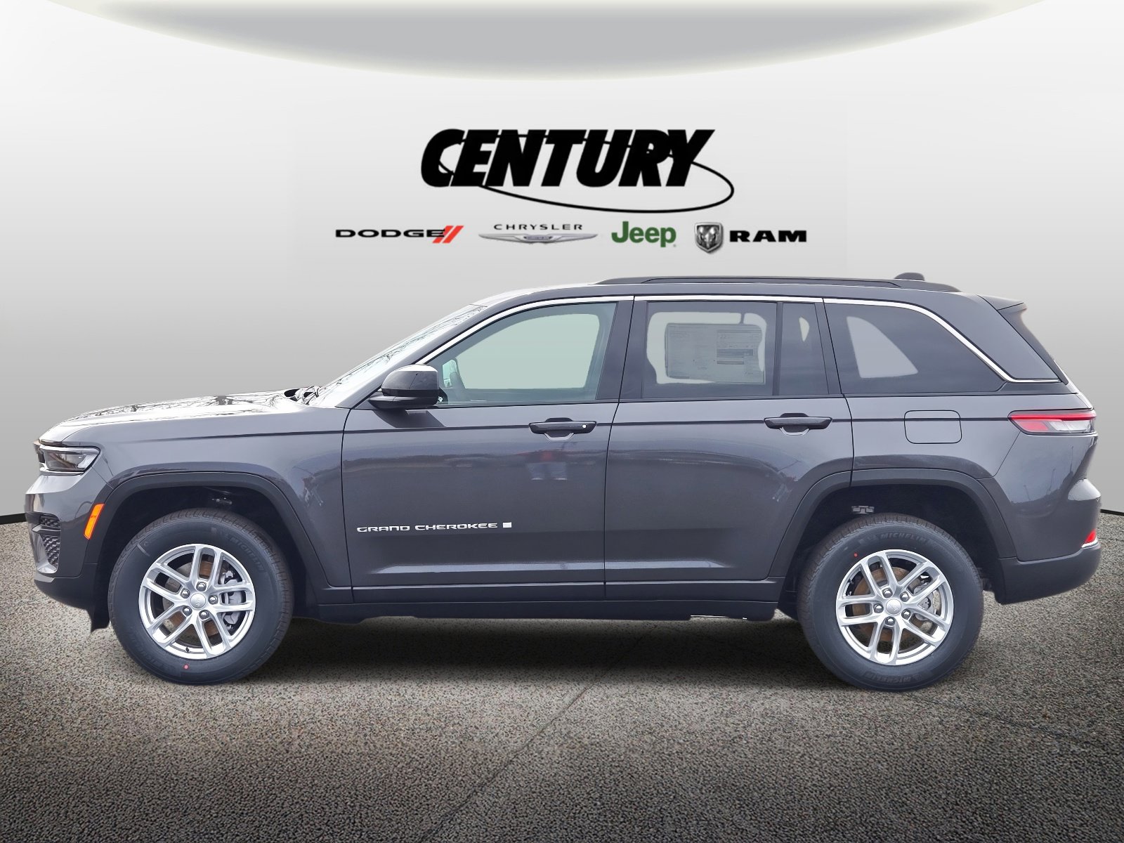 New 2026 Jeep Grand Cherokee Laredo X image 6