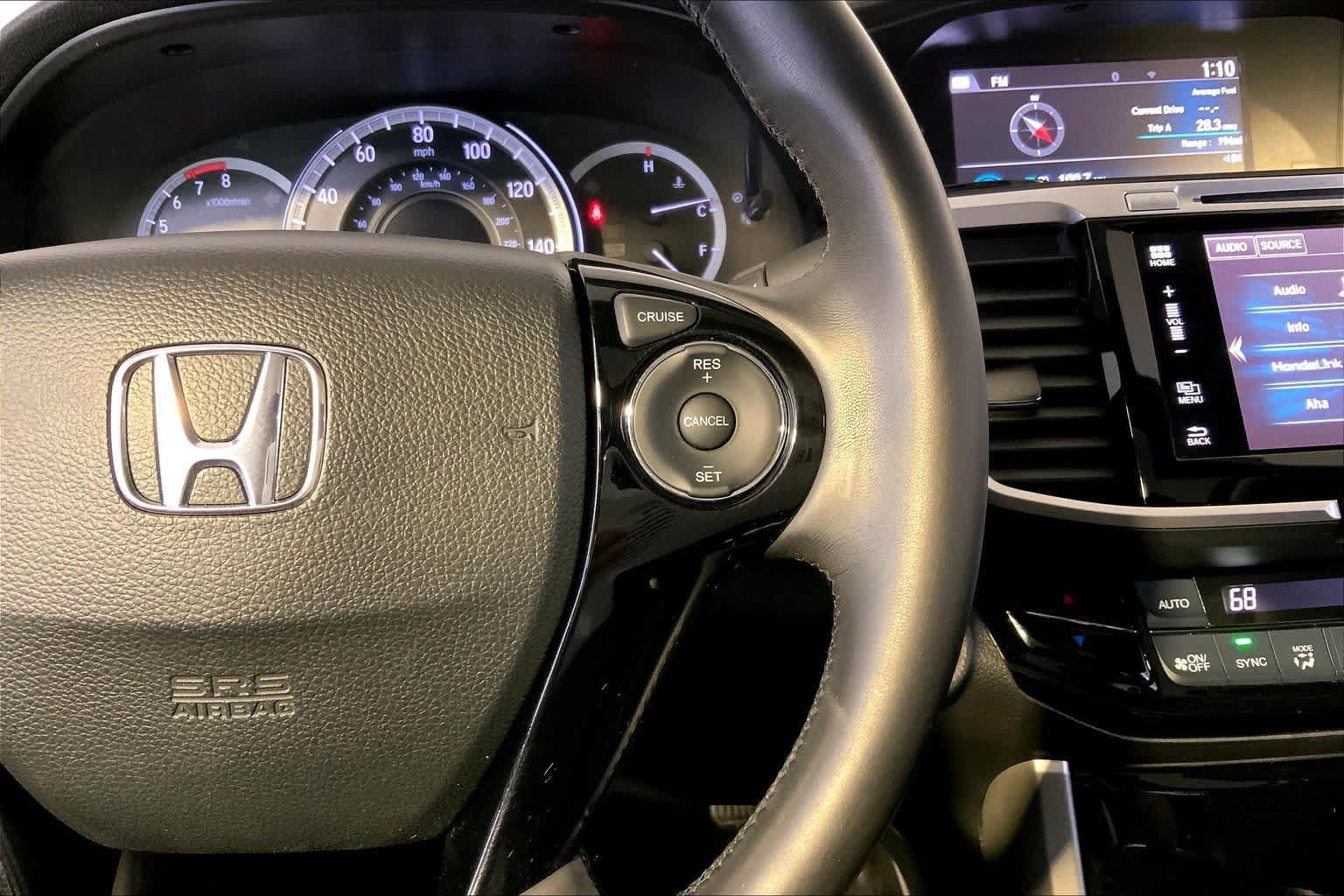 Used 2017 Honda Accord EX-L image 25