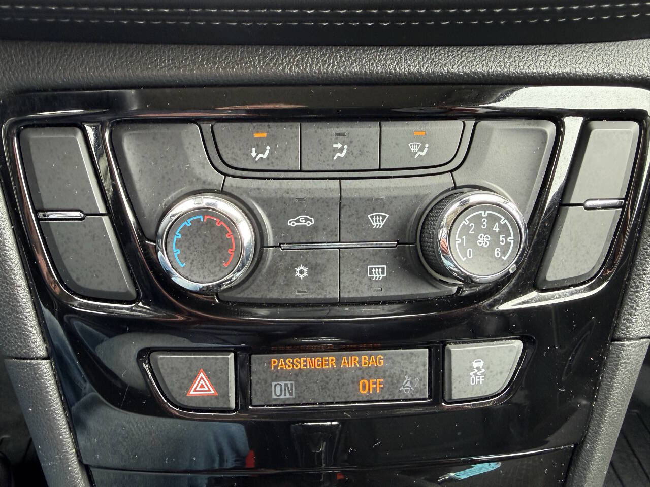 Used 2017 Buick Encore Preferred image 18