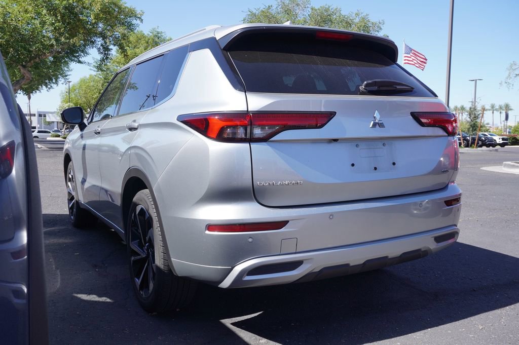 Used 2024 Mitsubishi Outlander SEL FWD image 5