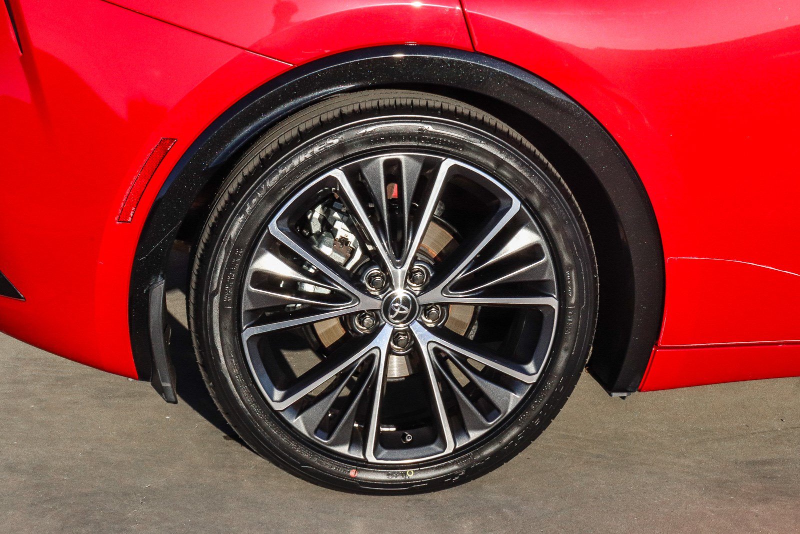 Certified 2024 Toyota Prius XLE AWD/4WD image 12