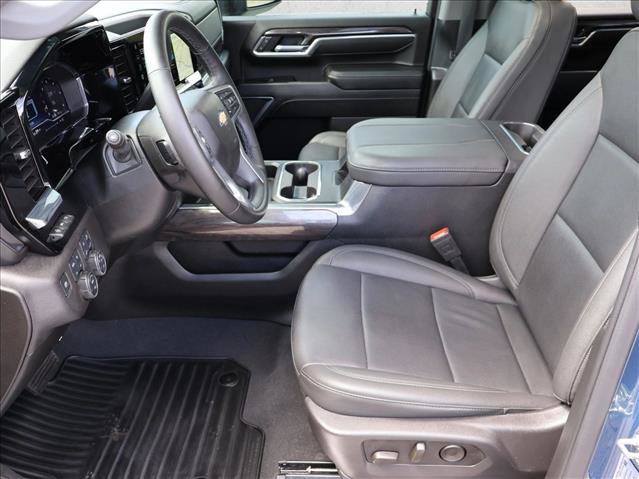 Used 2025 Chevrolet Silverado 3500 LTZ w/ LTZ Plus Package AWD/4WD image 21