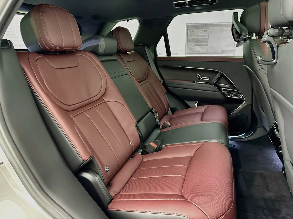 New 2026 Land Rover Range Rover Sport Dynamic SE AWD/4WD image 29