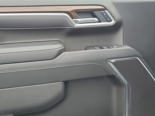 Used 2025 GMC Sierra 1500 SLE w/ X31 Off-Road Package image 9