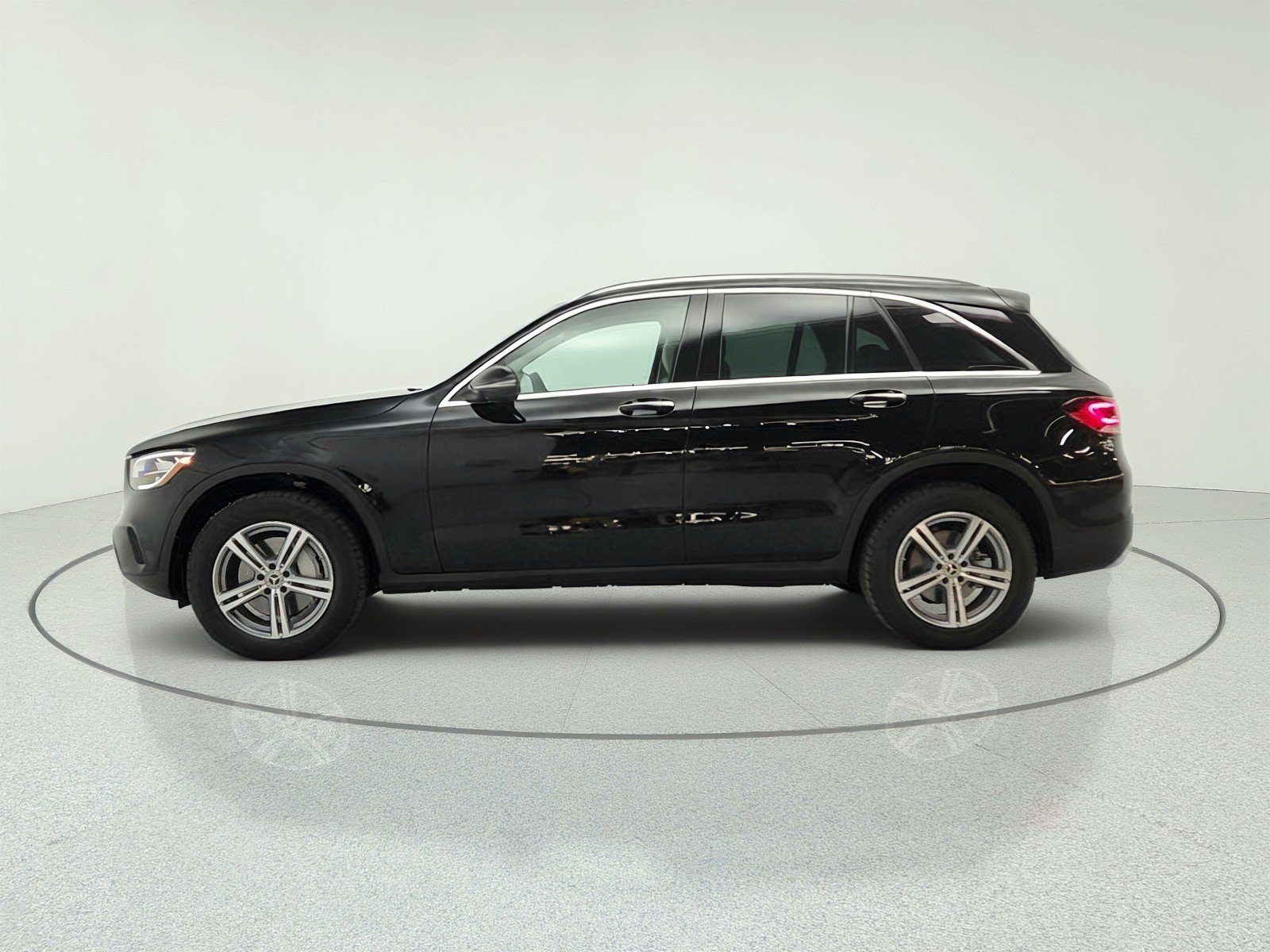 Used 2022 Mercedes-Benz GLC 300 image 8
