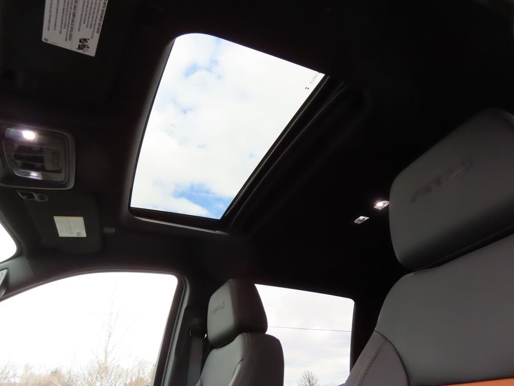 New 2026 GMC Sierra 1500 AT4 w/ AT4 Premium Package image 7