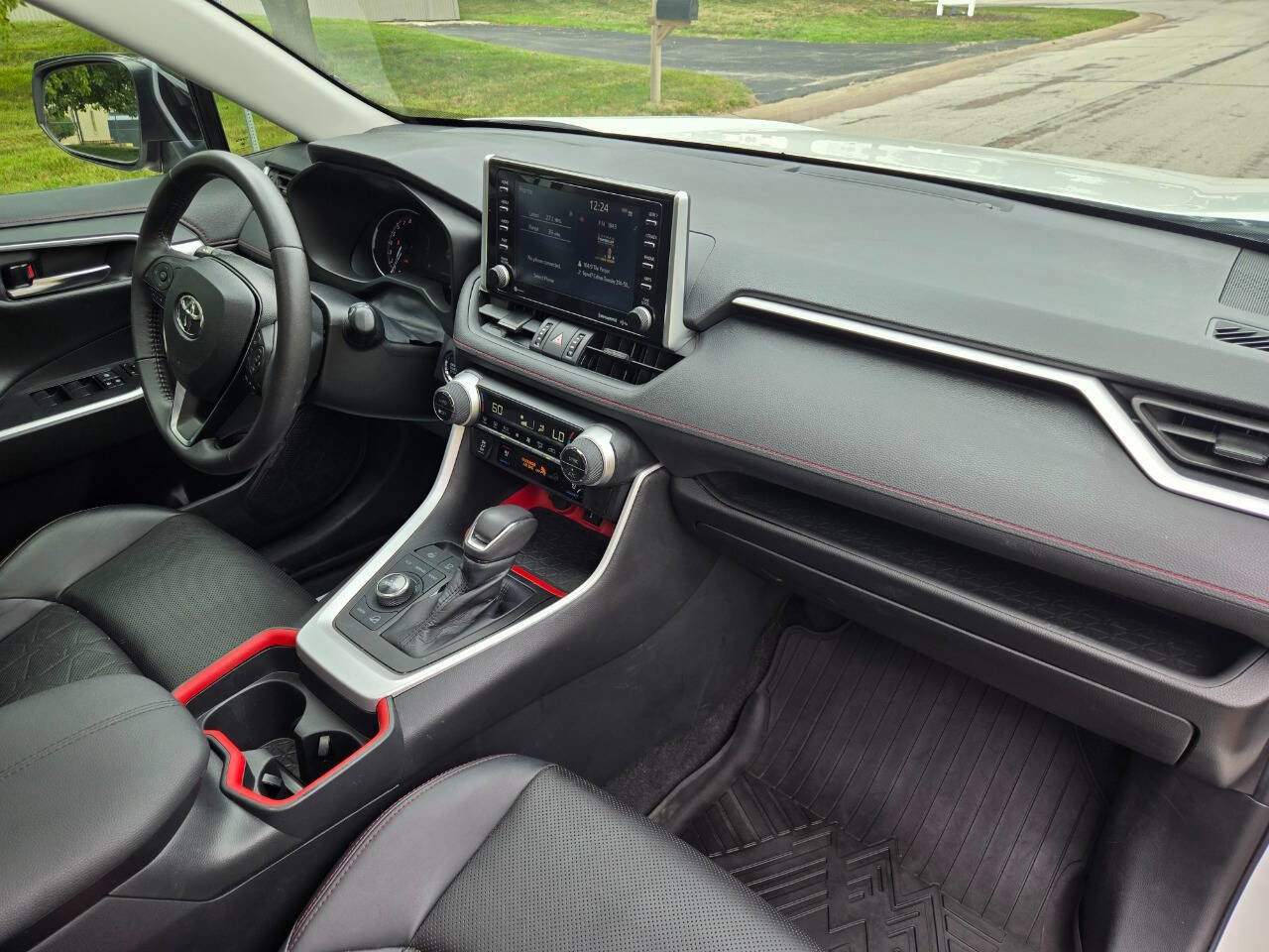 Used 2021 Toyota RAV4 TRD Off-Road image 23