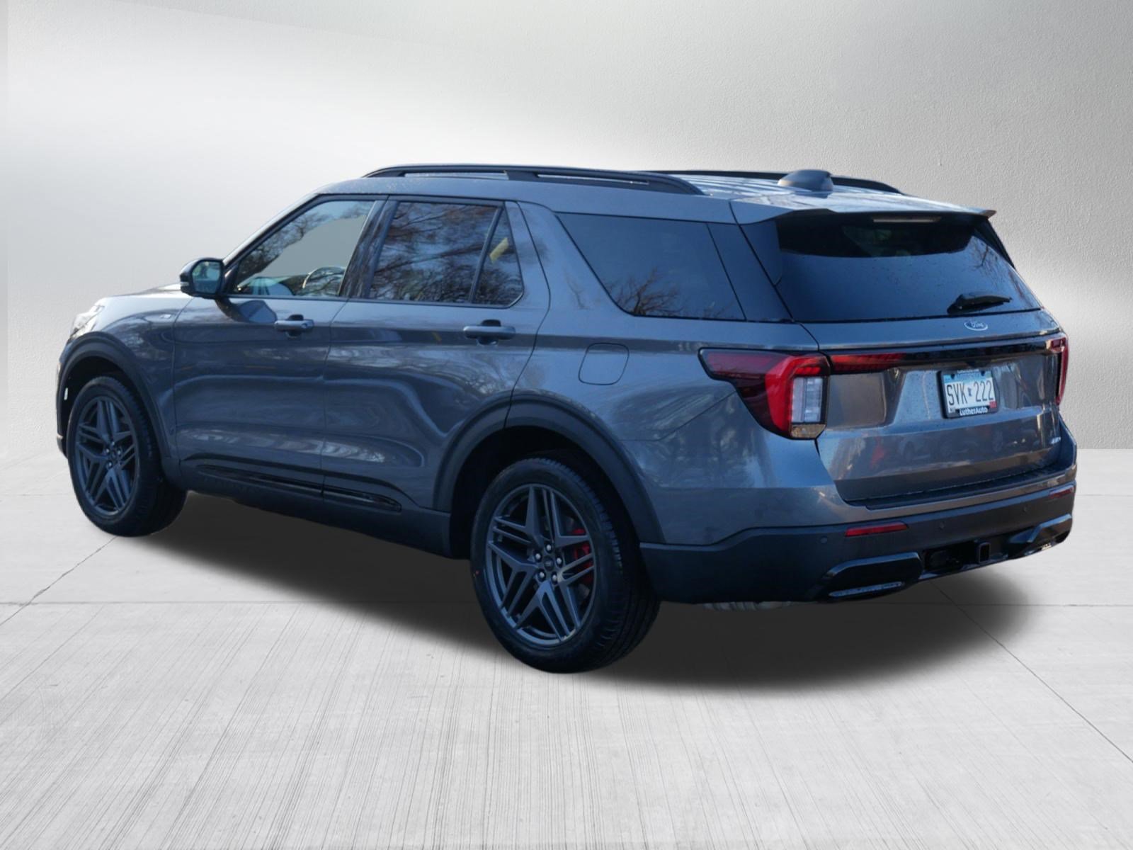 Used 2026 Ford Explorer ST-Line w/ ST-Line Street Pack image 5