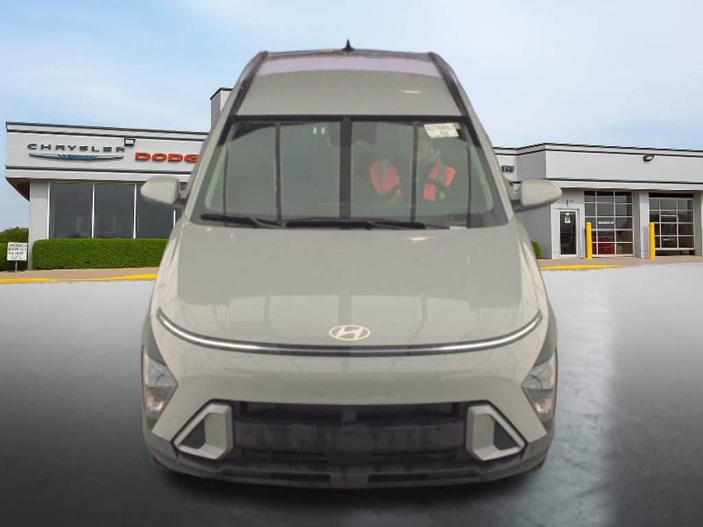 Used 2025 Hyundai Kona SEL image 7