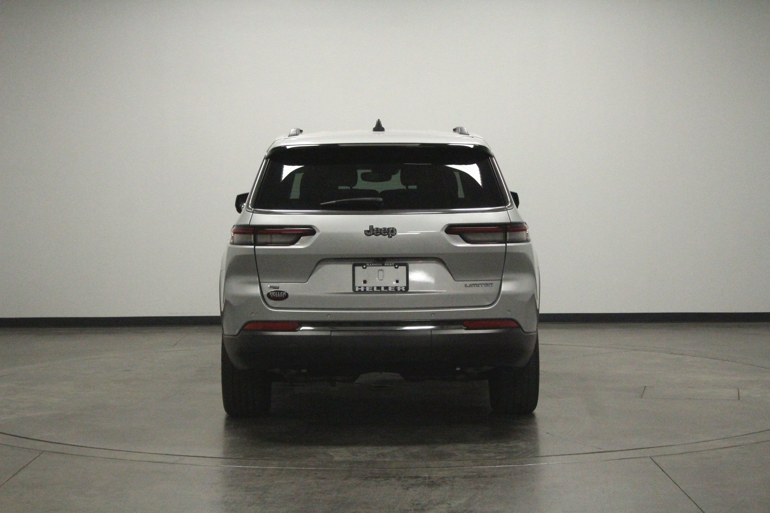 Used 2021 Jeep Grand Cherokee L Limited RWD image 7
