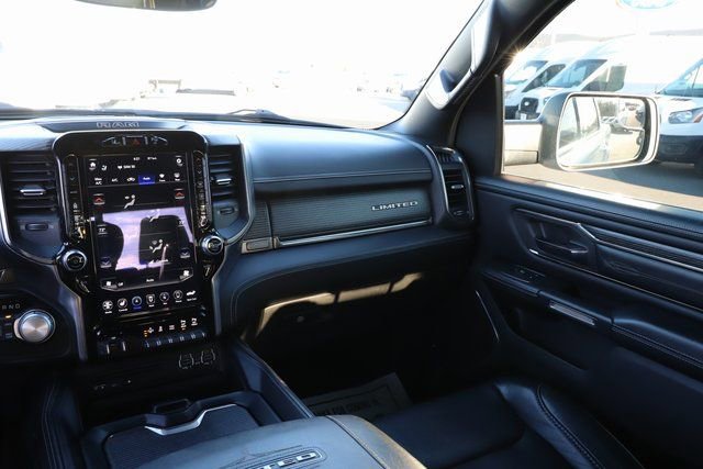 Used 2019 RAM 1500 Limited w/ Advanced Safety Group AWD/4WD image 29