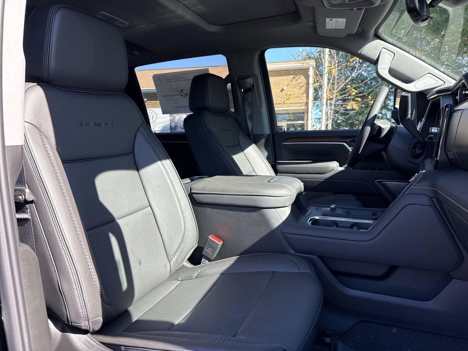 New 2026 GMC Sierra 2500 Denali w/ Denali Reserve Package image 21