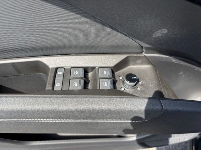 Used 2023 Audi Q4 e-tron Premium Plus AWD/4WD image 9