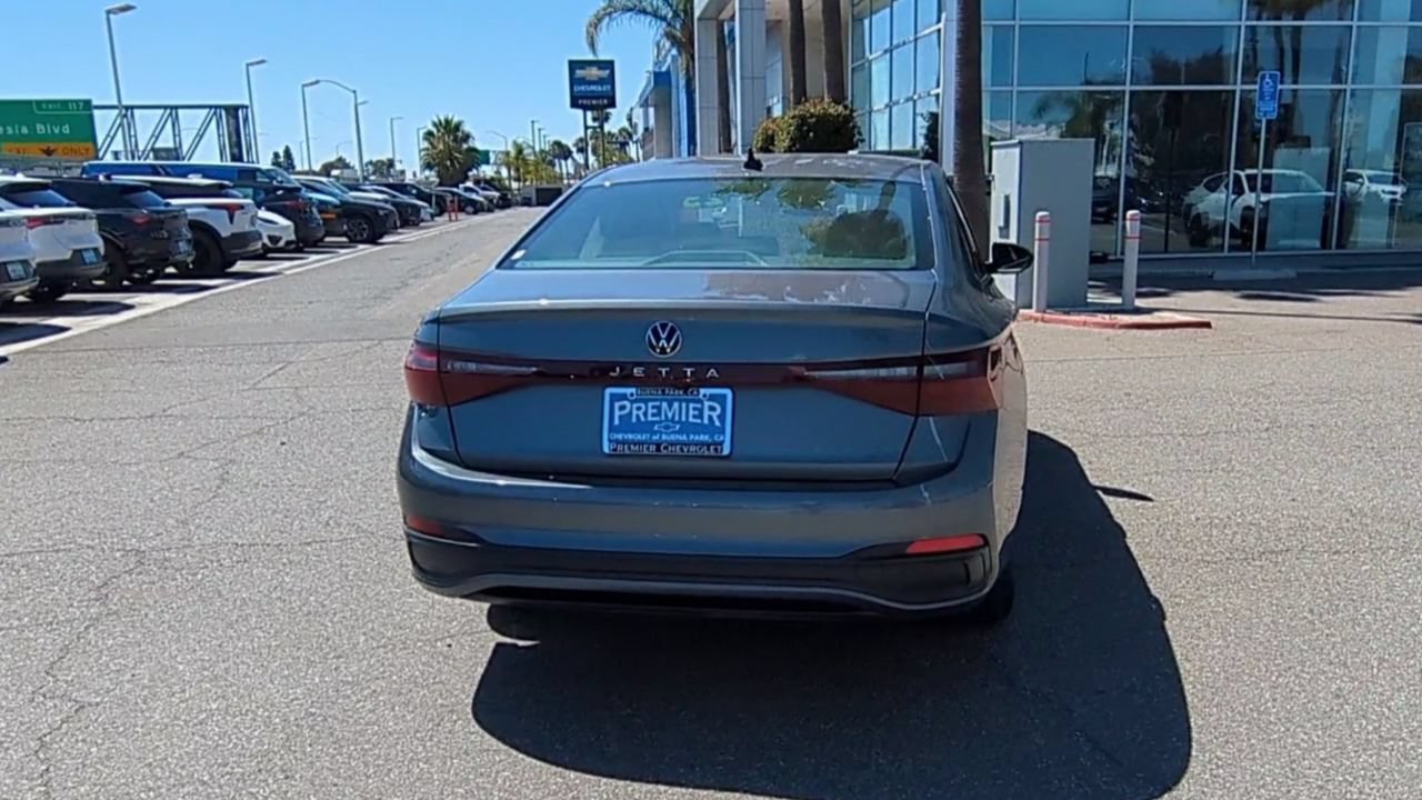 Used 2025 Volkswagen Jetta S FWD image 7