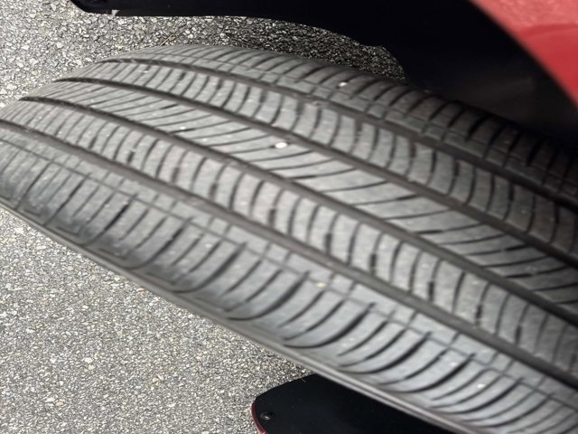 Used 2024 Hyundai Elantra SEL image 30