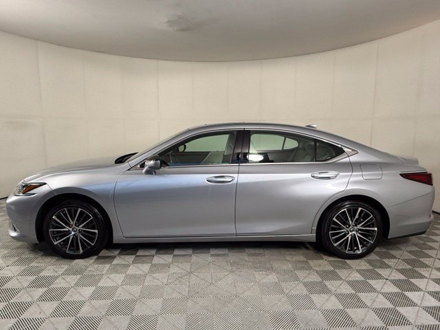 Certified 2025 Lexus ES 350 w/ Premium Package FWD image 3