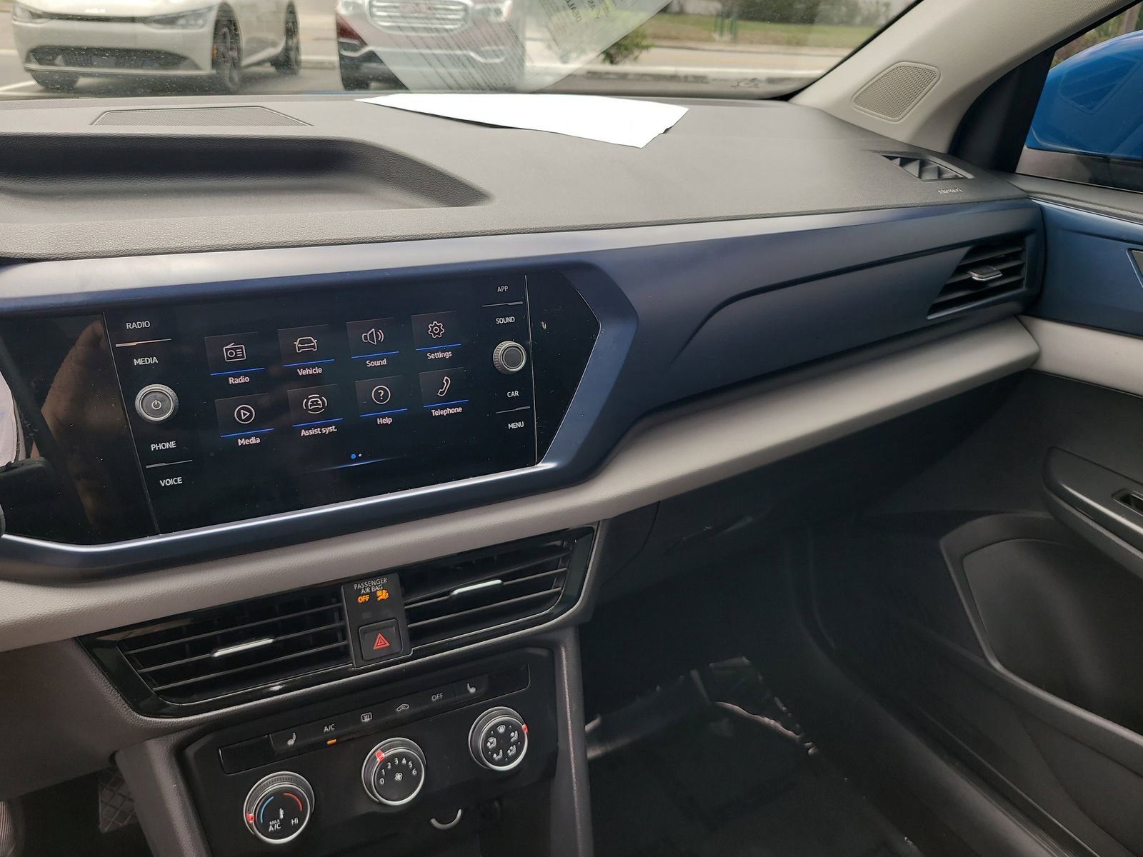 Used 2022 Volkswagen Taos SE image 22