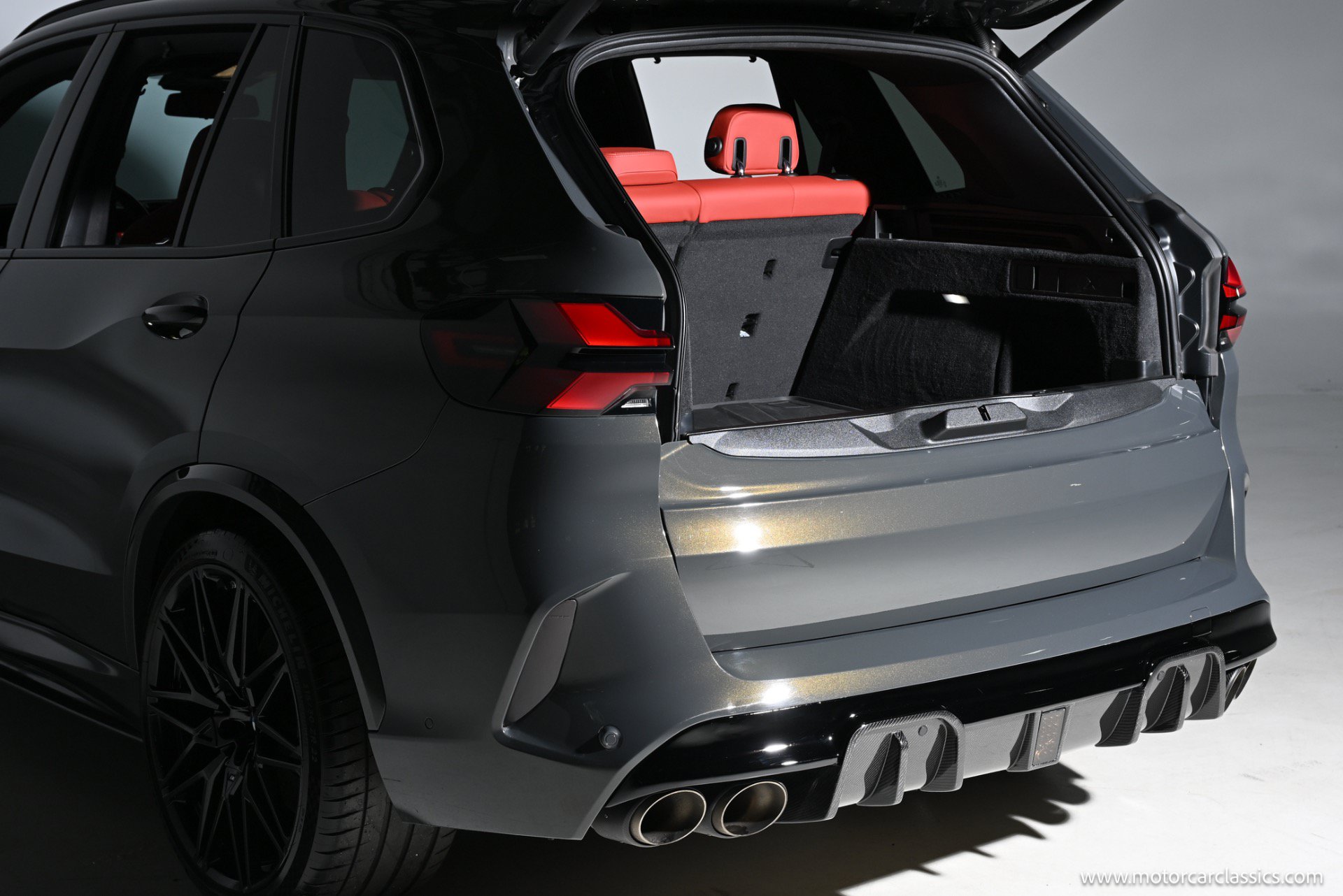 Used 2025 BMW X5 M Competition w/ Executive Package AWD/4WD image 18