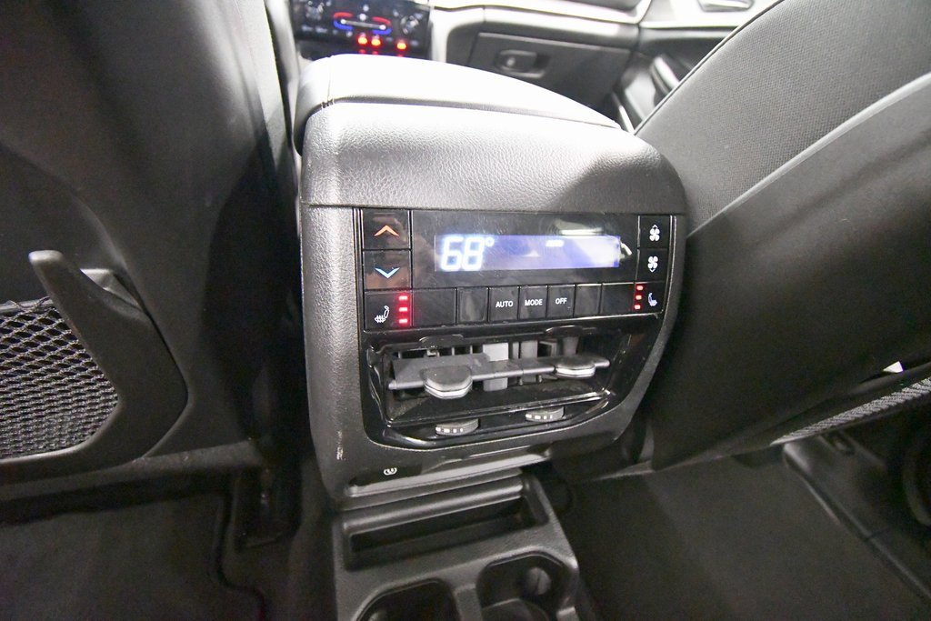 Used 2022 Jeep Grand Cherokee L Limited image 16