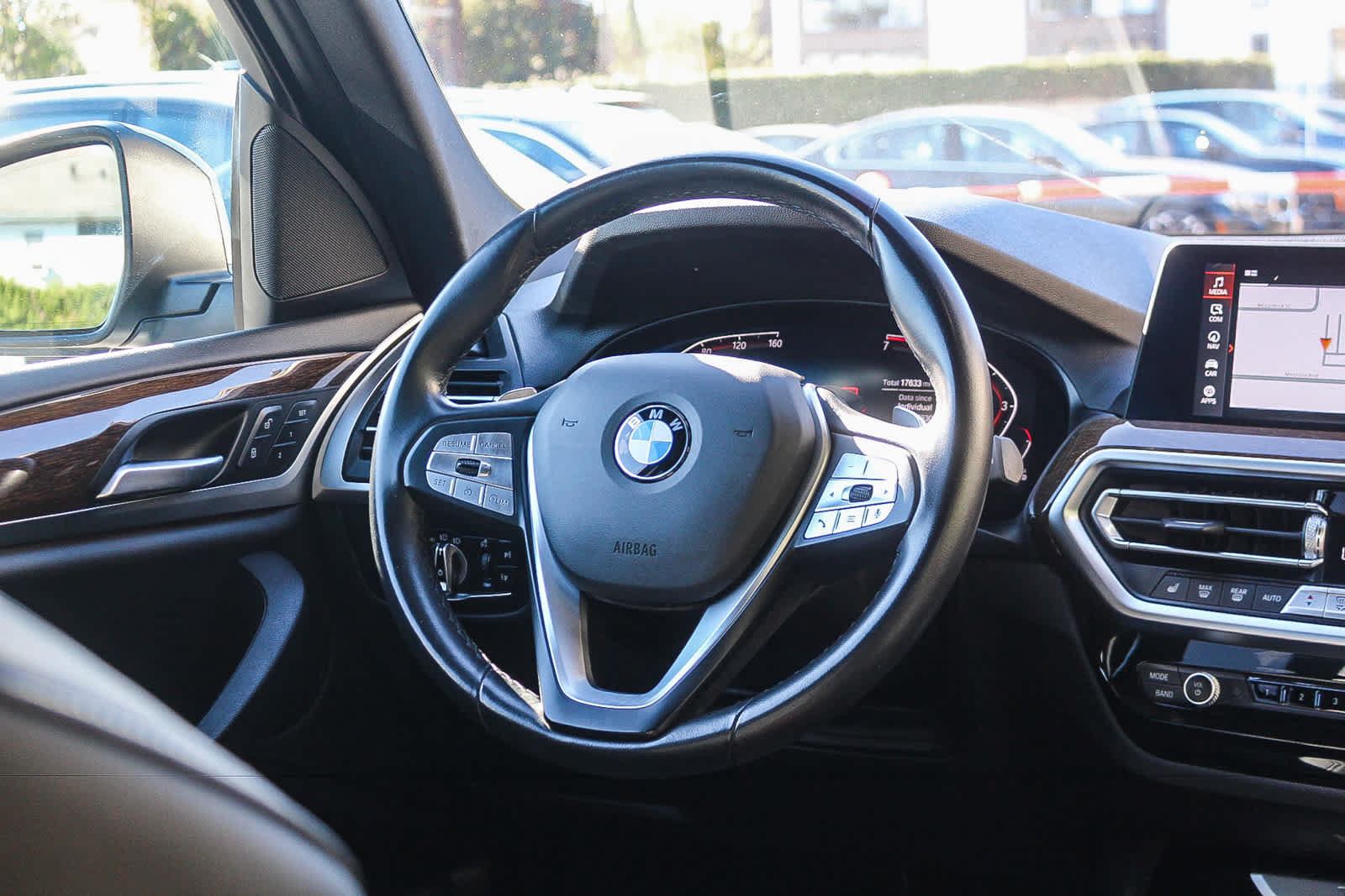 Used 2024 BMW X3 sDrive30i w/ Convenience Package RWD image 13