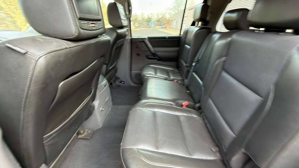 Used 2007 Nissan Armada LE w/ Technology Pkg image 29