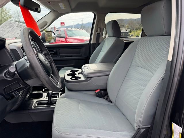 Used 2016 RAM 2500 Tradesman w/ Chrome Appearance Group image 10