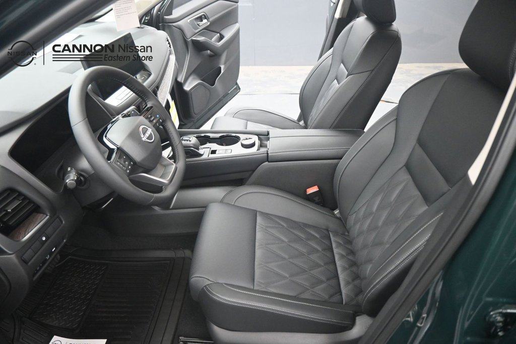 New 2026 Nissan Rogue Platinum w/ Platinum Premium Package AWD/4WD image 9