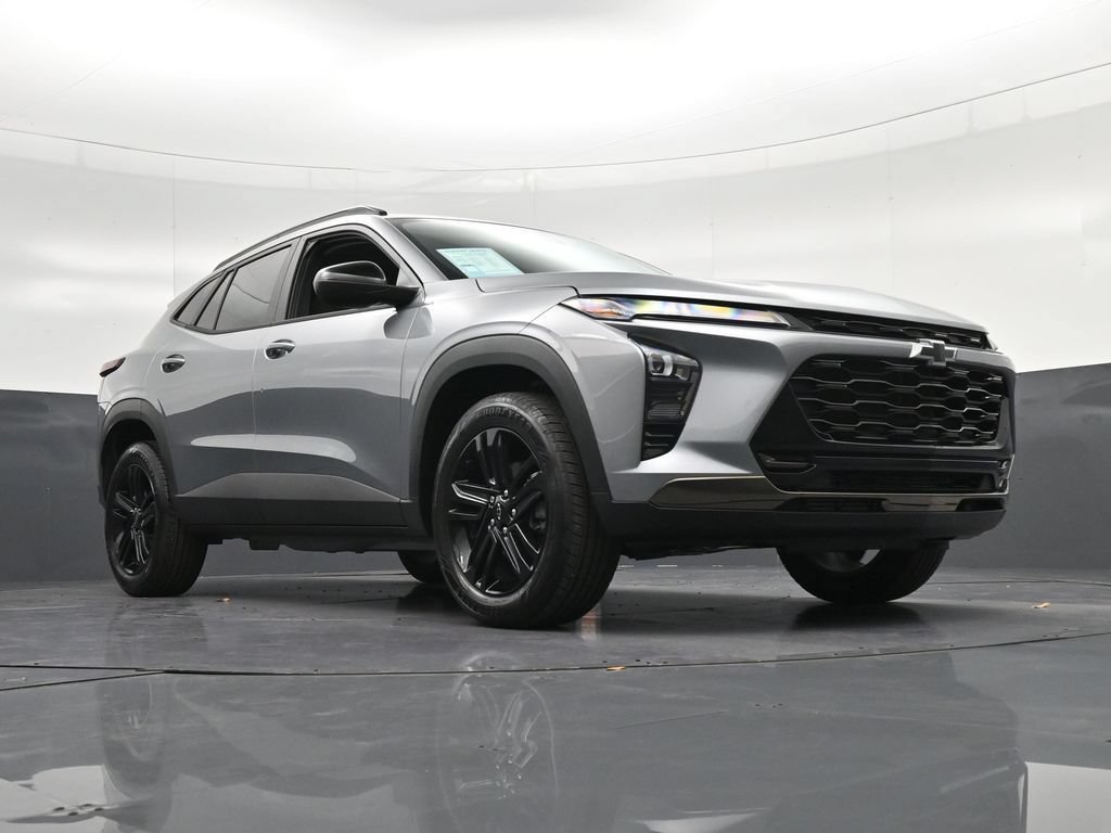 Used 2026 Chevrolet Trax ACTIV FWD image 28