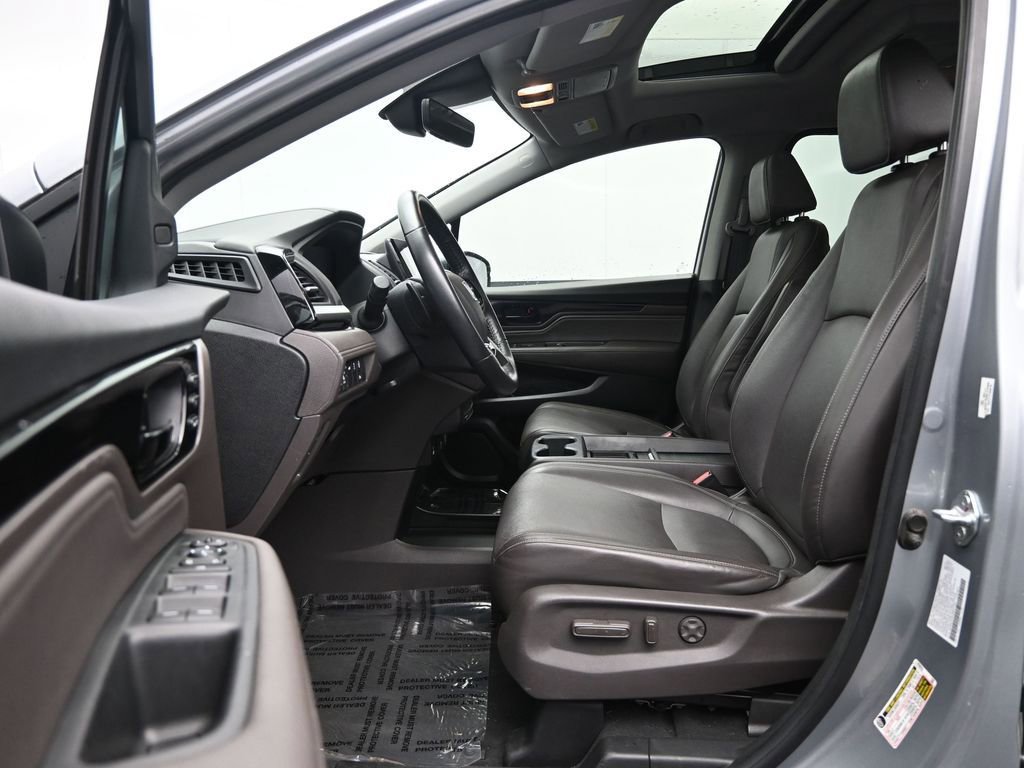 Used 2024 Honda Odyssey Touring image 25