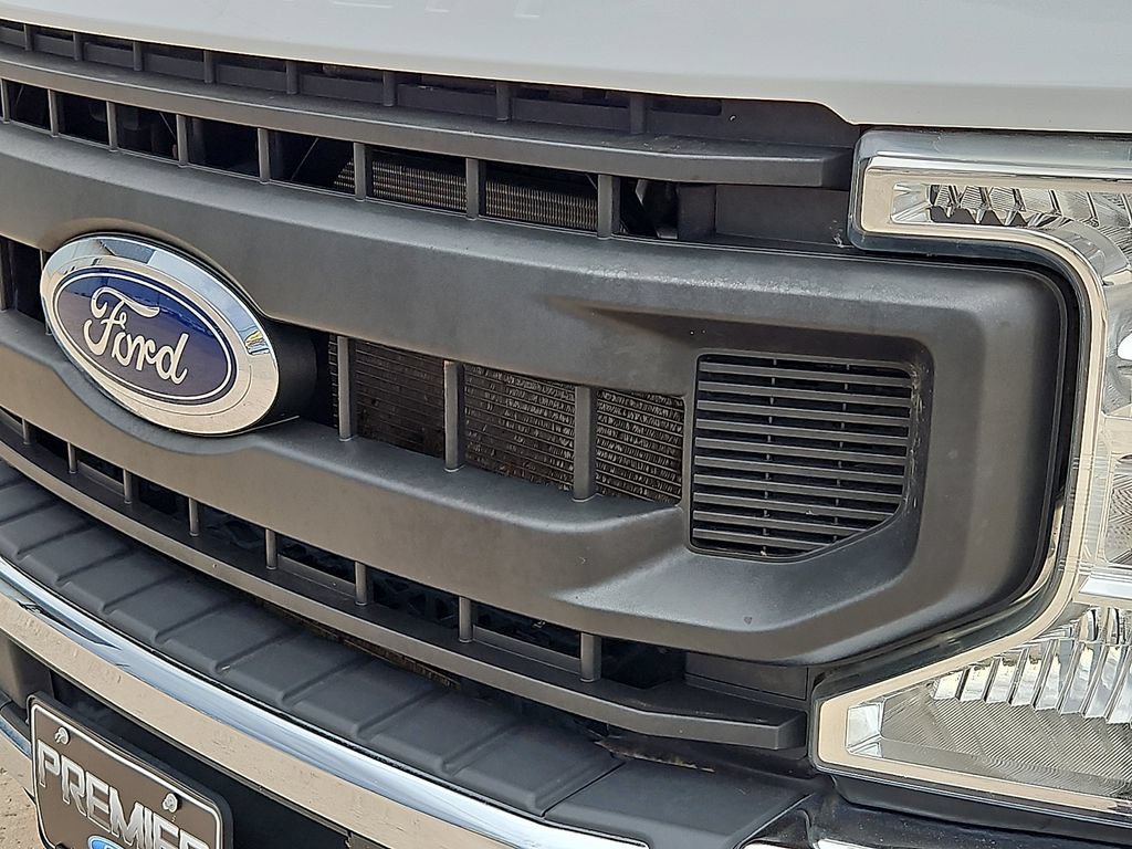 Used 2022 Ford F250 XL w/ Power Equipment Group RWD image 14