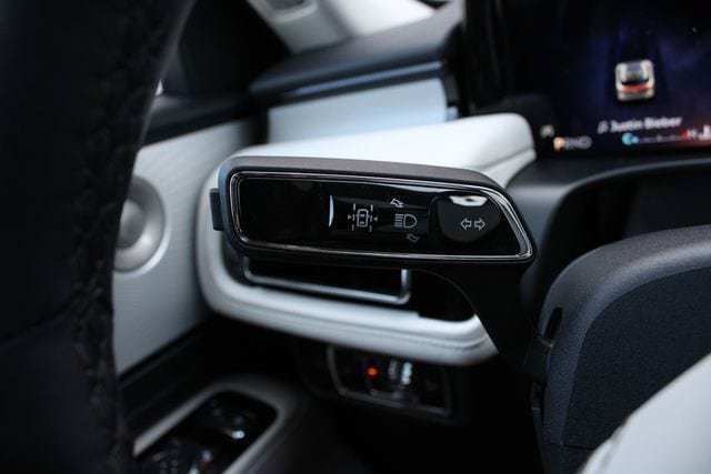 New 2026 Lincoln Aviator Reserve AWD/4WD image 10