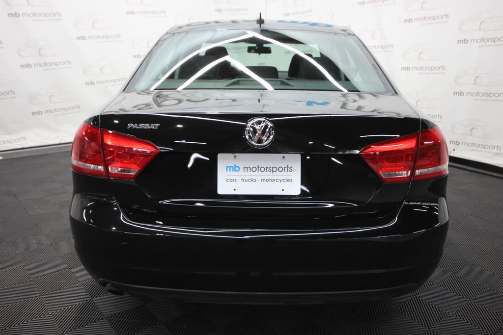 Used 2013 Volkswagen Passat 2.5 S FWD image 5