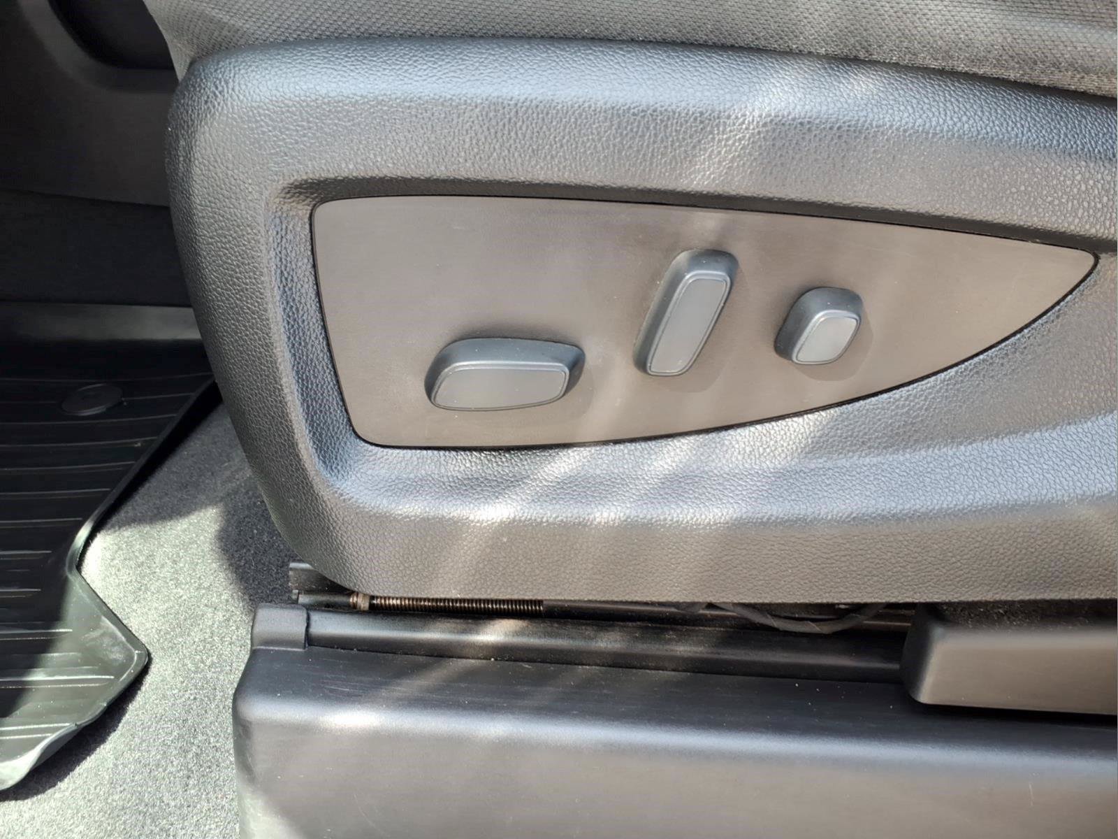 Used 2019 Chevrolet Tahoe LS AWD/4WD image 19