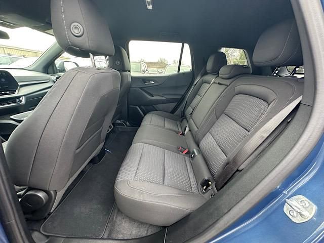 Used 2025 Chevrolet Equinox LT image 17