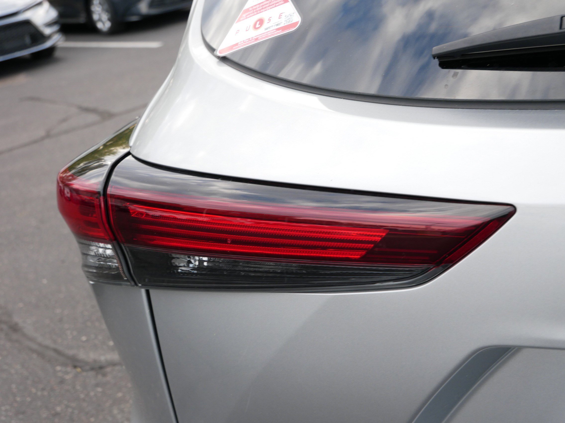 Certified 2024 Toyota Highlander XLE image 17