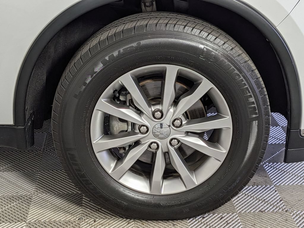 Used 2017 Dodge Durango SXT w/ 3rd Row Seating Group AWD/4WD image 30