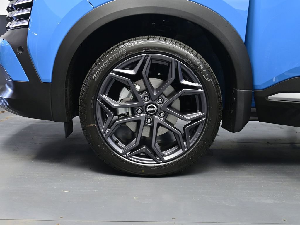 New 2026 Nissan Kicks SR w/ Cold Weather Package image 24