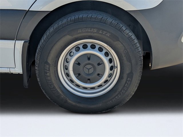 Used 2023 Mercedes-Benz Sprinter 144 Cargo image 10