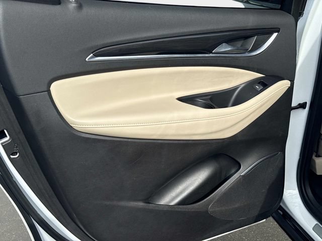 Used 2019 Buick Enclave Essence FWD image 11