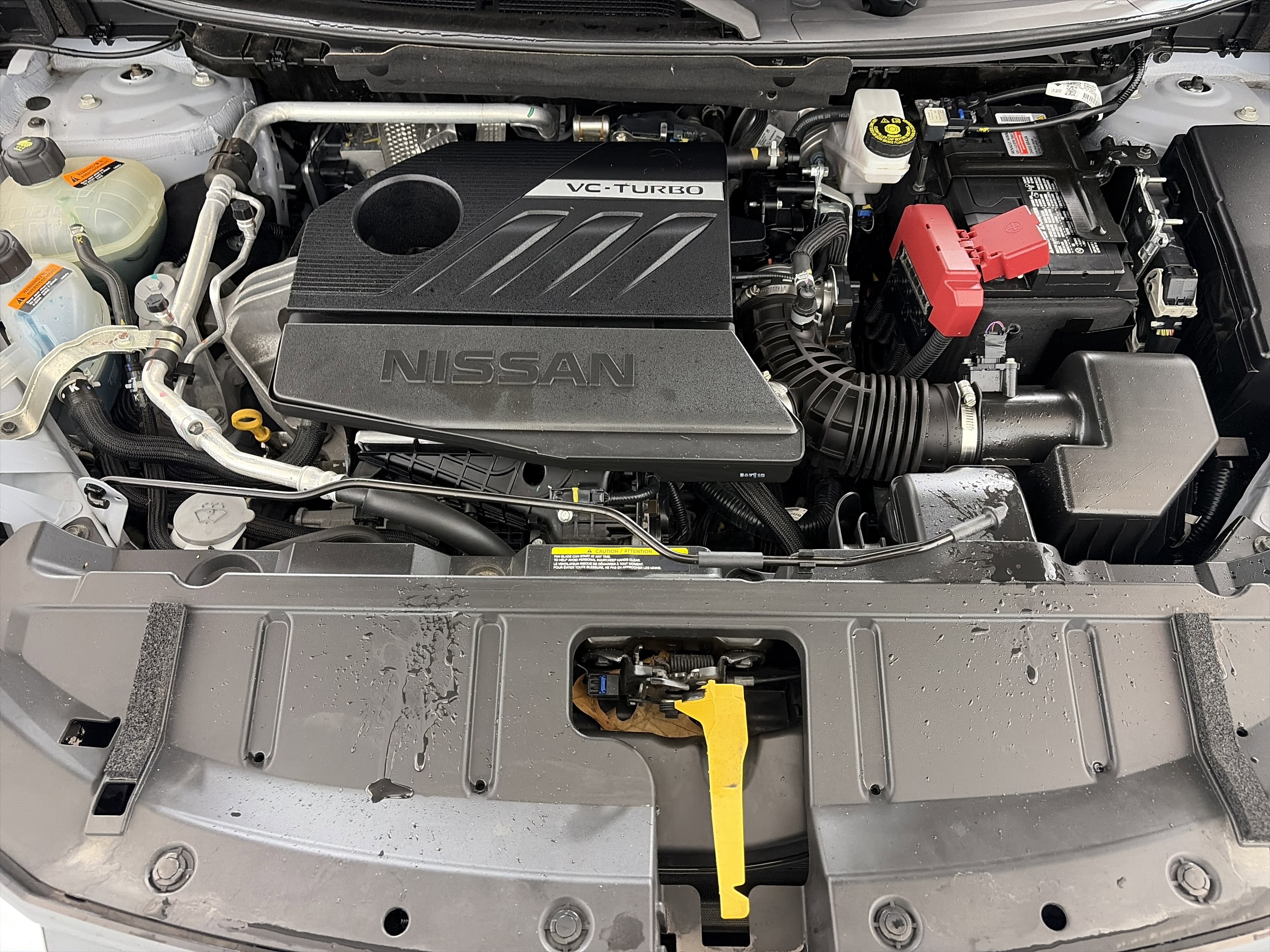 Used 2024 Nissan Rogue SL image 11