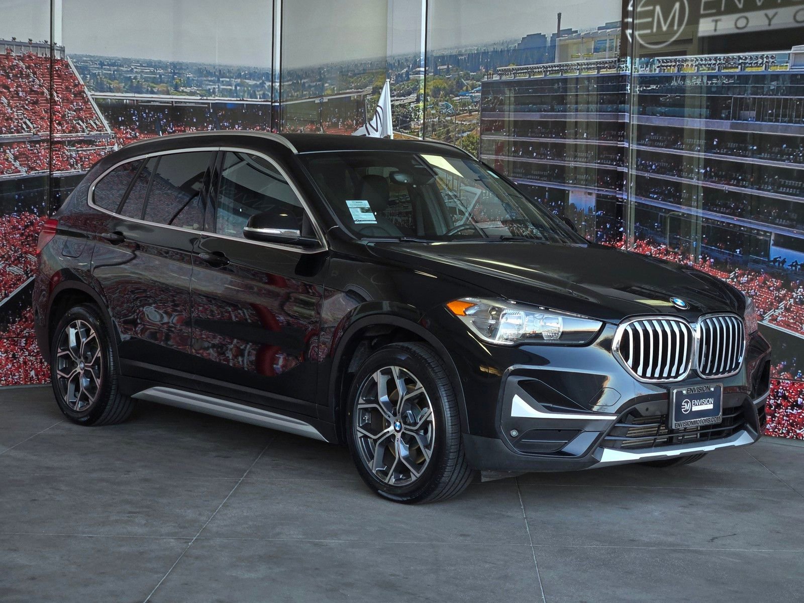 Used 2021 BMW X1 xDrive28i w/ Convenience Package image 1