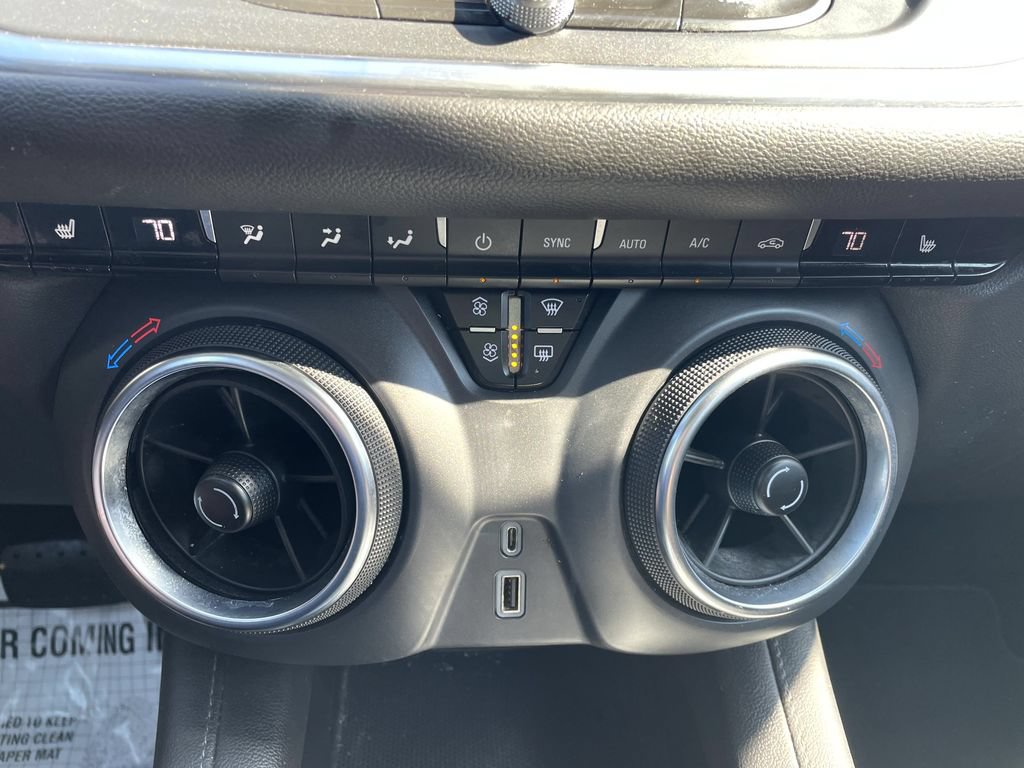 Used 2021 Chevrolet Blazer LT w/ Redline Edition AWD/4WD image 18