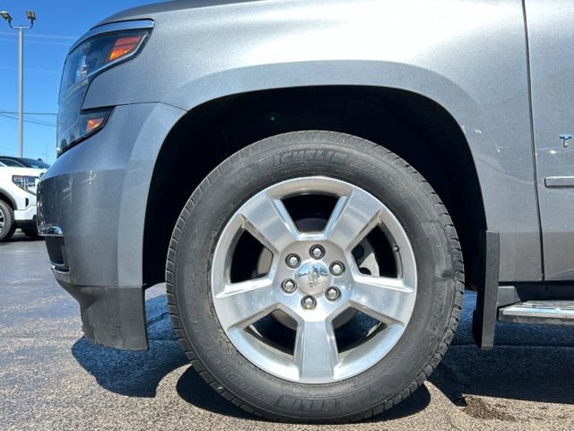 Used 2019 Chevrolet Tahoe Premier AWD/4WD image 17