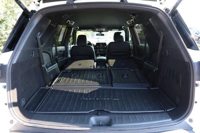 Certified 2025 Nissan Pathfinder Rock Creek AWD/4WD image 9