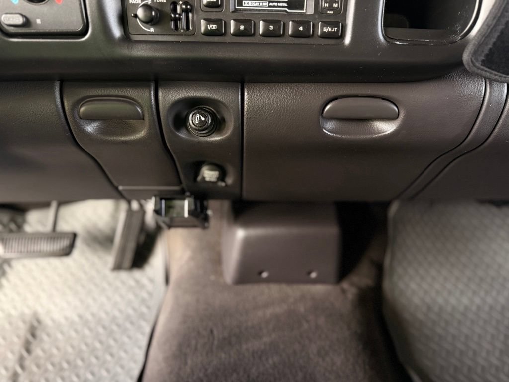 Used 2001 Dodge Ram 1500 Truck 2WD Quad Cab image 33