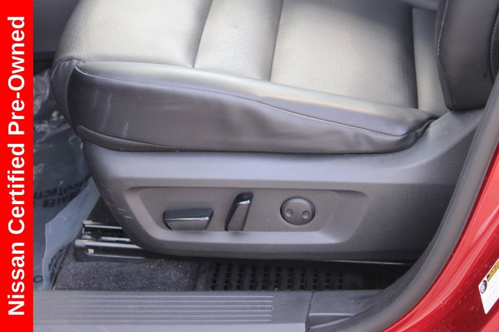 Certified 2023 Nissan Rogue SV w/ SV Premium Package image 18