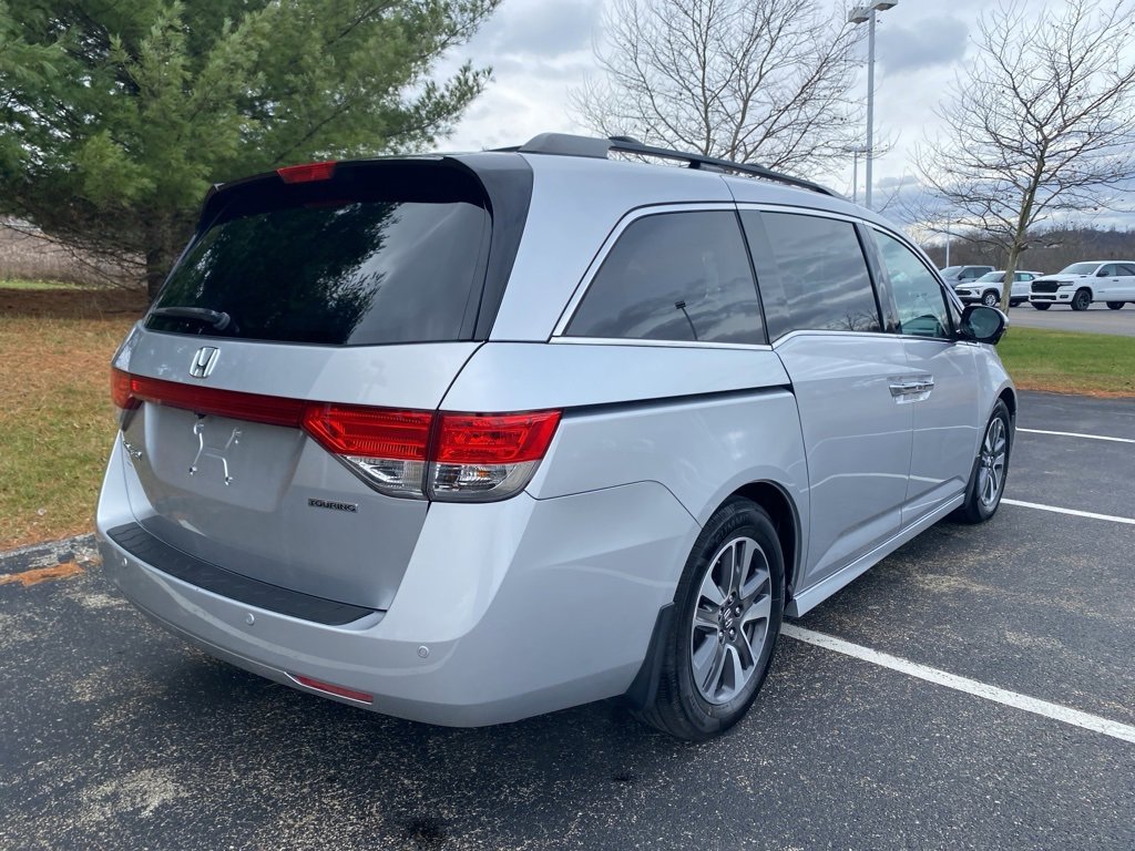 Used 2015 Honda Odyssey Touring image 3